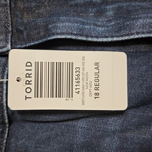 NWT TORRID midfit super skinny super soft jeans - Picture 4 of 6